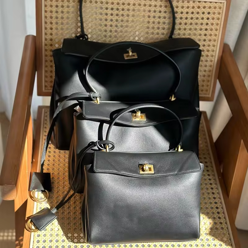 Women'S Work Bags Designer - Kadınlar için Lüks Altın Kilitli Tasarımcı