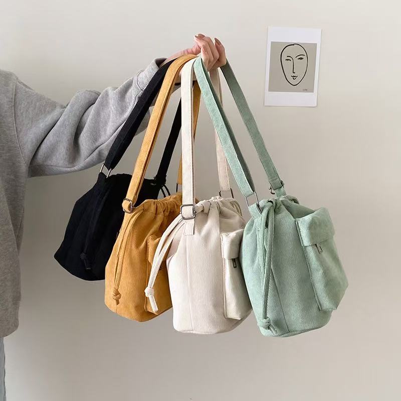 2025 Yeni Kadın Çantası Orta O - Women Bags Wholesale incelemesi ve fiyatı