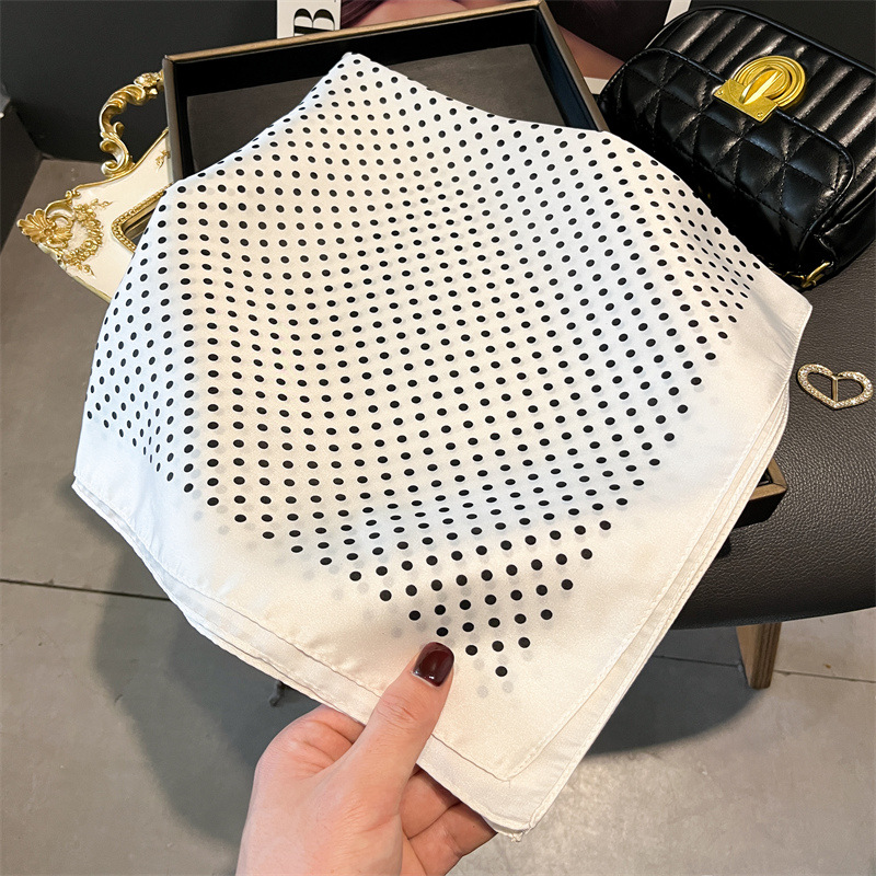 Lüks yeni baskılı atkılar kadı - Women Bags Wholesale incelemesi ve fiyatı